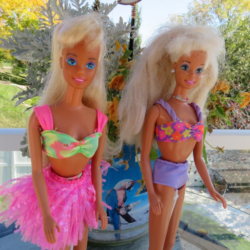 Barbie Glitter Beach Hawaiian Fun